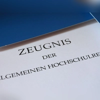 2,13 beträgt der landesweite Abiturdurchschnitt in Bayern. (Symbolfoto) (Foto: Karl-Josef Hildenbrand/dpa)