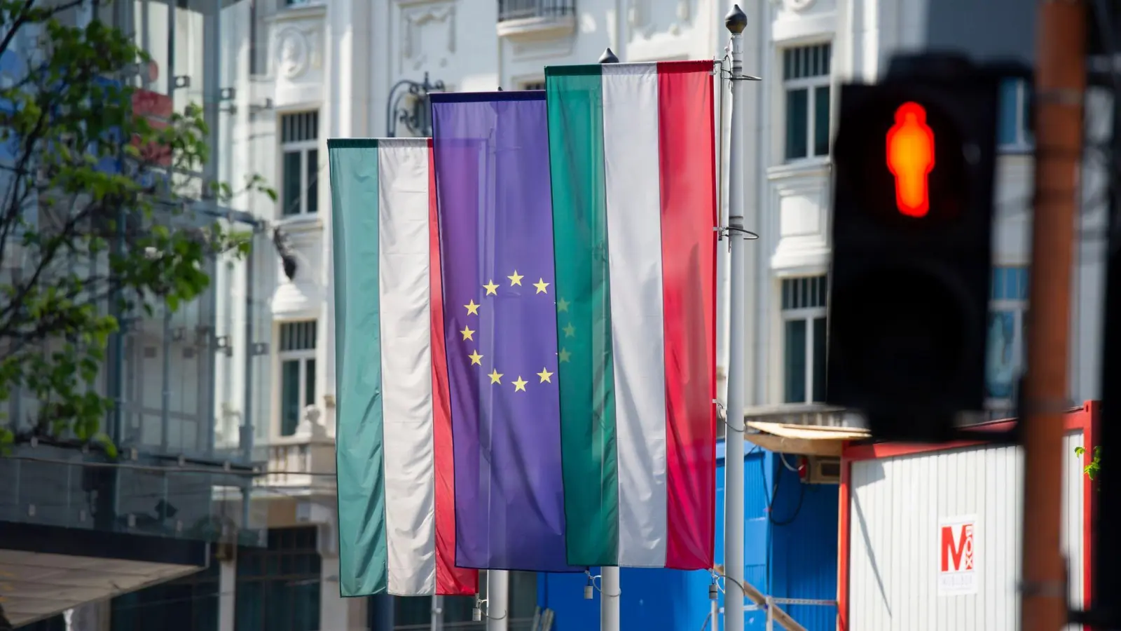 Die Europäische Kommission plant Ungarn wegen Korruption und anderer Verstöße gegen den Rechtsstaat Zahlungen in Höhe von rund 7,5 Milliarden Euro zu kürzen. (Foto: Aleksander Kalka/Zuma Press/dpa)