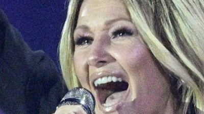 Nach der Stadiontour zu Weihnachten auch im Fernsehen: Helene Fischer. (Archivbild) (Foto: Jens Kalaene/dpa)