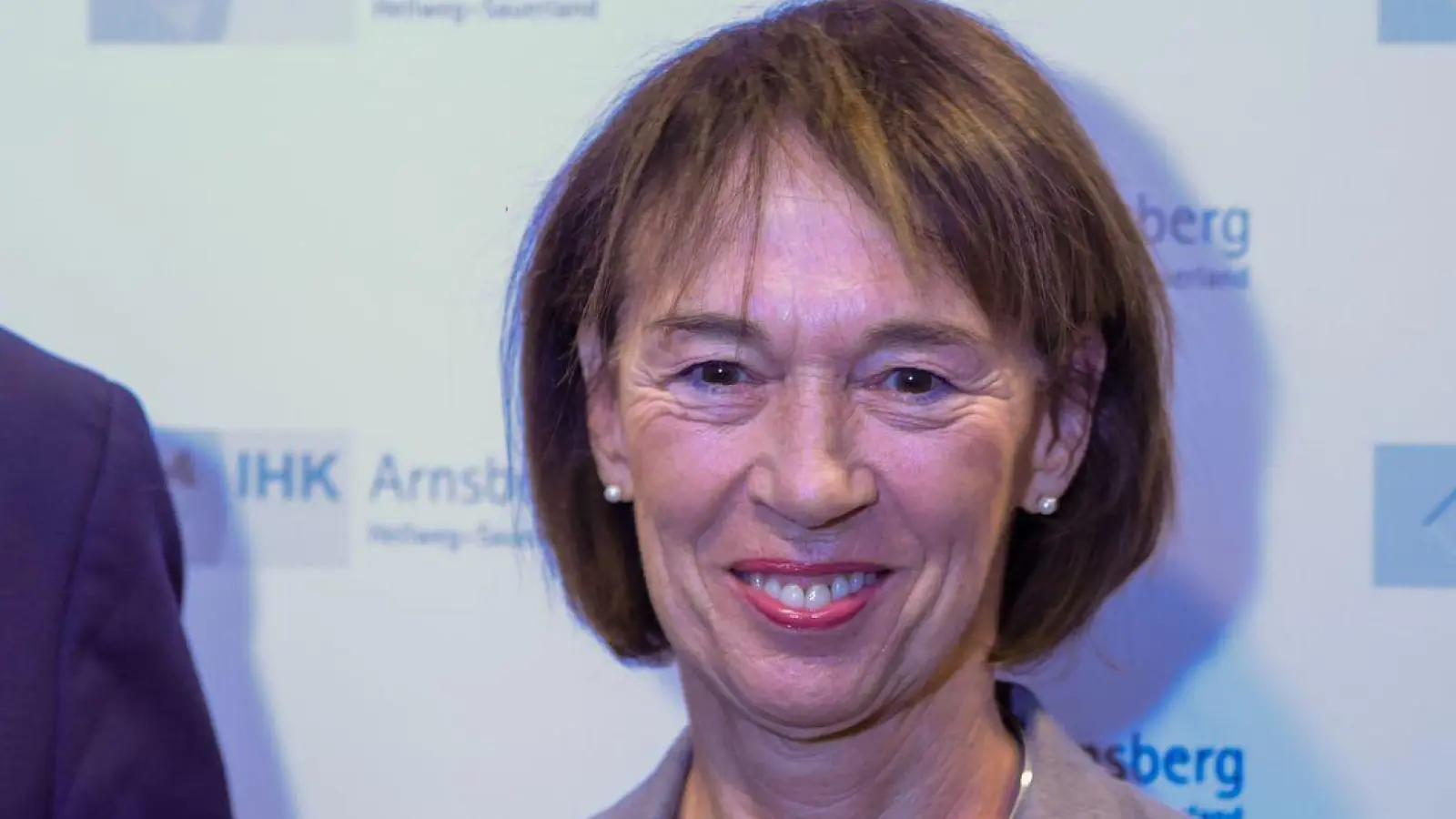 Bundeskanzler Friedrich Merz (CDU) und seine Frau Charlotte (Archivfoto) (Foto: Christoph Reichwein/dpa)