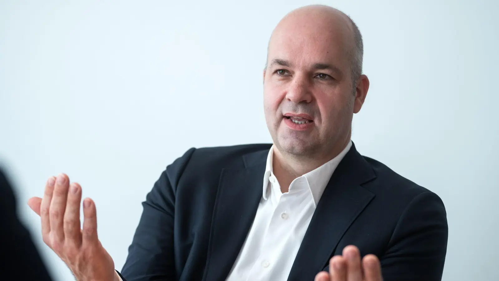 DIW-Präsident Marcel Fratzscher zieht mit einem Vorschlag für eine Rentner-Pflichtjahr Kritik auf sich. (Archivbild) (Foto: Bernd von Jutrczenka/dpa)