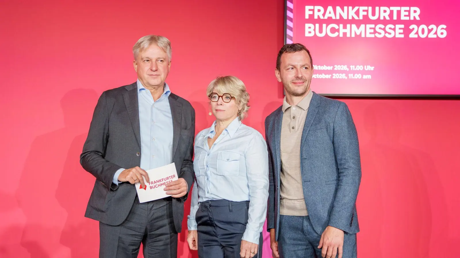 Für Juegen Boos ist es die letzte Messe als Buchmessen-Direktor, für Sebastian Guggolz die erste als Börsenvereins-Vorsteher. (Foto: Andreas Arnold/dpa)