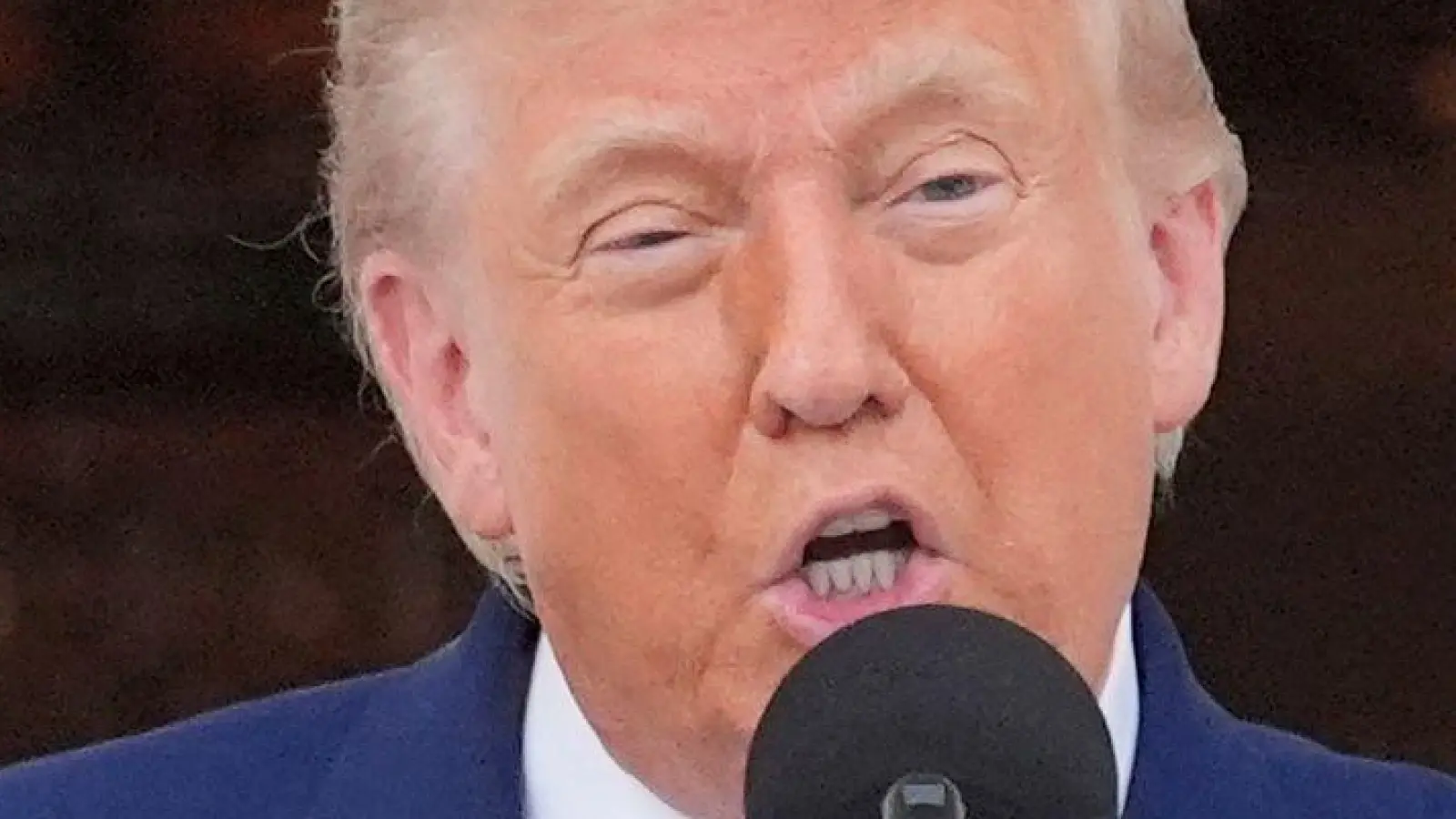 Trump schaltet einen Gang zurück. (Archivbild) (Foto: Alex Brandon/AP/dpa)