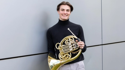 Hat früh das Horn als Instrument für sich entdeckt: Clemens Köster. (Foto: Marie-Theres Graf)