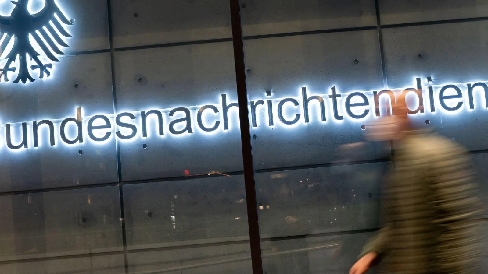 Der BND soll Telefonate des damaligen US-Präsidenten Barack Obama abgehört haben. (Archivfoto).  (Foto: Kay Nietfeld/dpa)