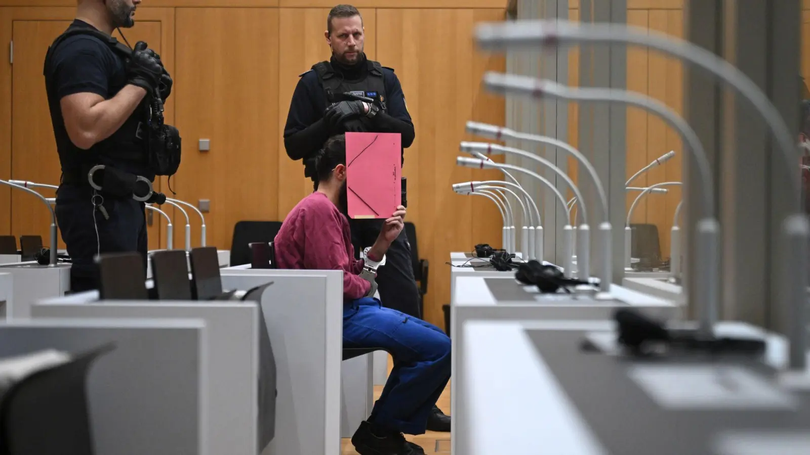Die Bundesanwaltschaft hat im Verfahren nach dem tödlichen Messerangriff auf dem Mannheimer Marktplatz plädiert. (Archivbild) (Foto: Marijan Murat/dpa)