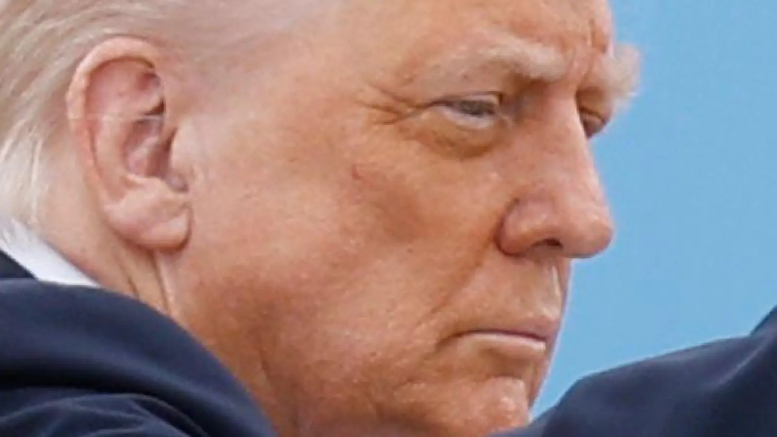 Trump will die Antifa-Bewegung als Terrororganisation einstufen.  (Foto: Luis M. Alvarez/FR596 AP/AP/dpa)