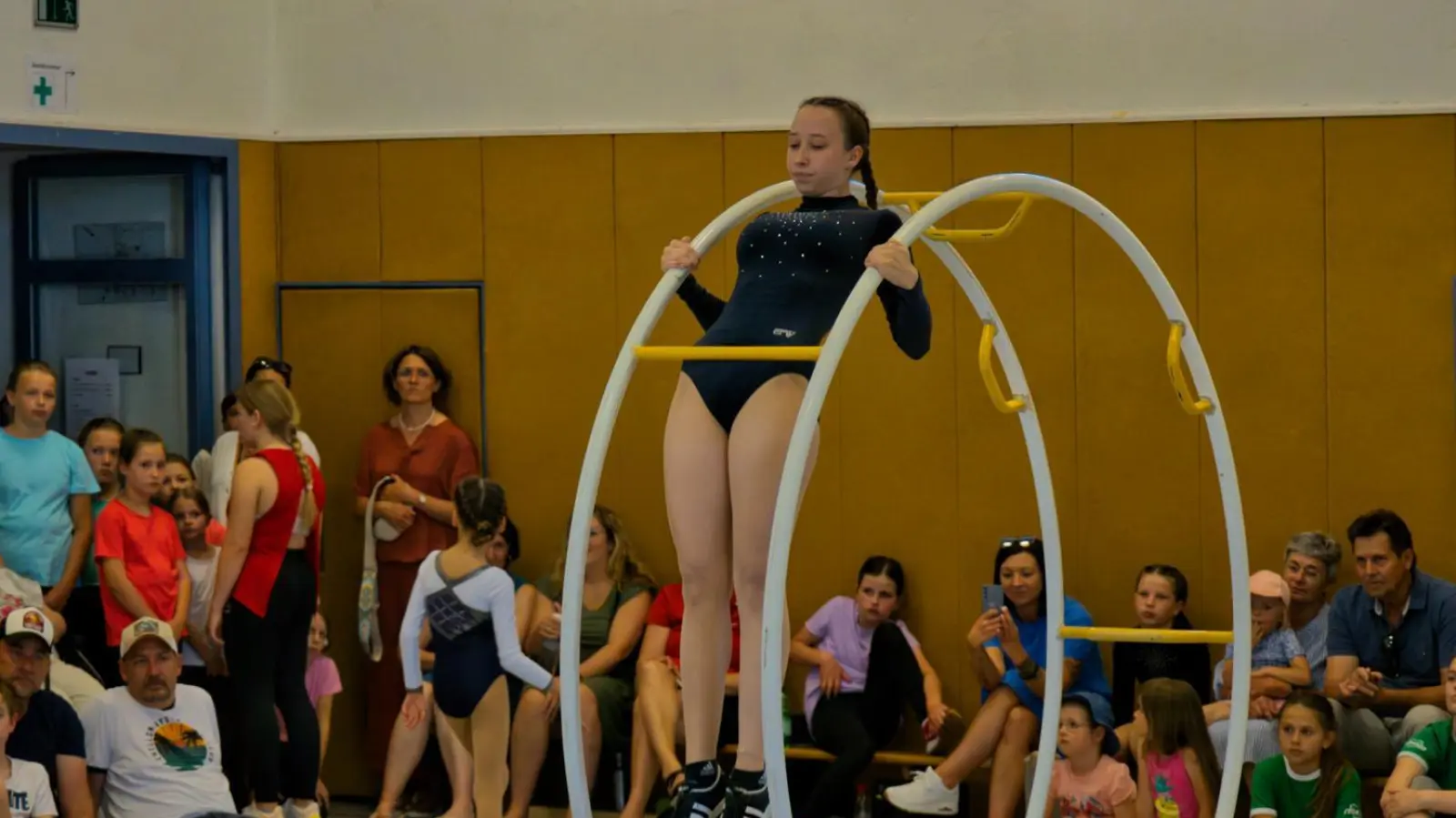 Franziska Goldbach meisterte ihre Kür mit Bravour und wurde mit 6,35 Punkten und Platz eins in der Leistungsklasse AK L 19-24 belohnt. (Foto: Justus Altmann)