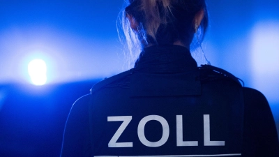 Die Beamten kontrollierten 77 Beschäftigte aus 25 Nationen. (Symbolbild)  (Foto: Leonie Asendorpf/dpa)
