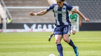 Fabian Reese wird sich wohl dem VfL Wolfsburg anschließen. (Archivbild) (Foto: Andreas Gora/dpa)