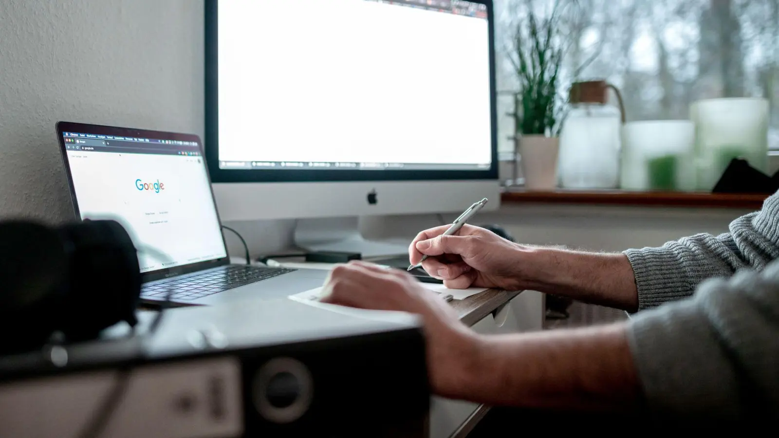  Spätestens seit der Corona-Pandemie gehören Homeoffice-Angebote bei vielen Unternehmen zum Alltag. (Symbolbild) (Foto: Fabian Strauch/dpa)