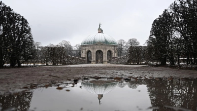 Ungemütliches Wetter in München. (Archivbild) (Foto: Felix Hörhager/dpa)