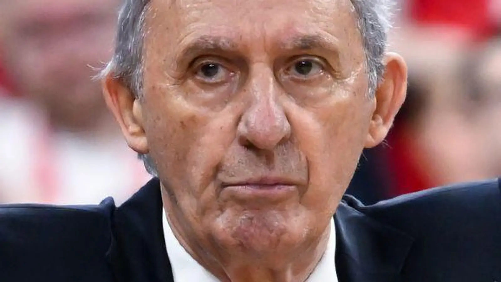 Bayern-Coach Svetislav Pesic dirigiert ein letztes Mal ein Team in einem Finale. (Archivbild) (Foto: Sven Hoppe/dpa)