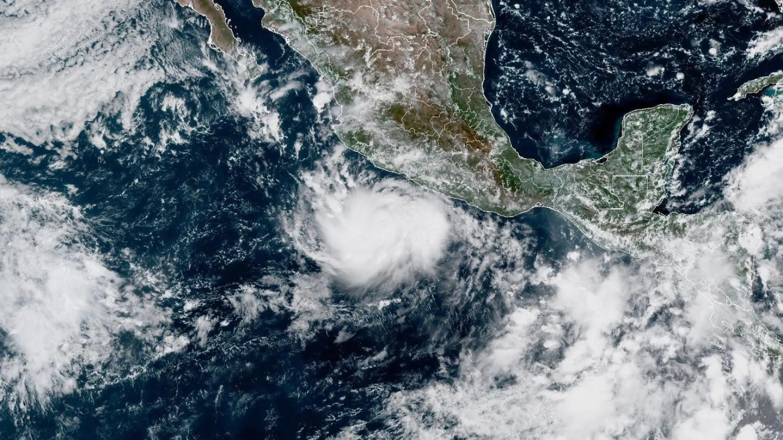  „Polo“ wird in den nächsten Tagen voraussichtlich die höchste Hurrikanstärke erreichen. (Foto: Uncredited/NOAA/AP/dpa)