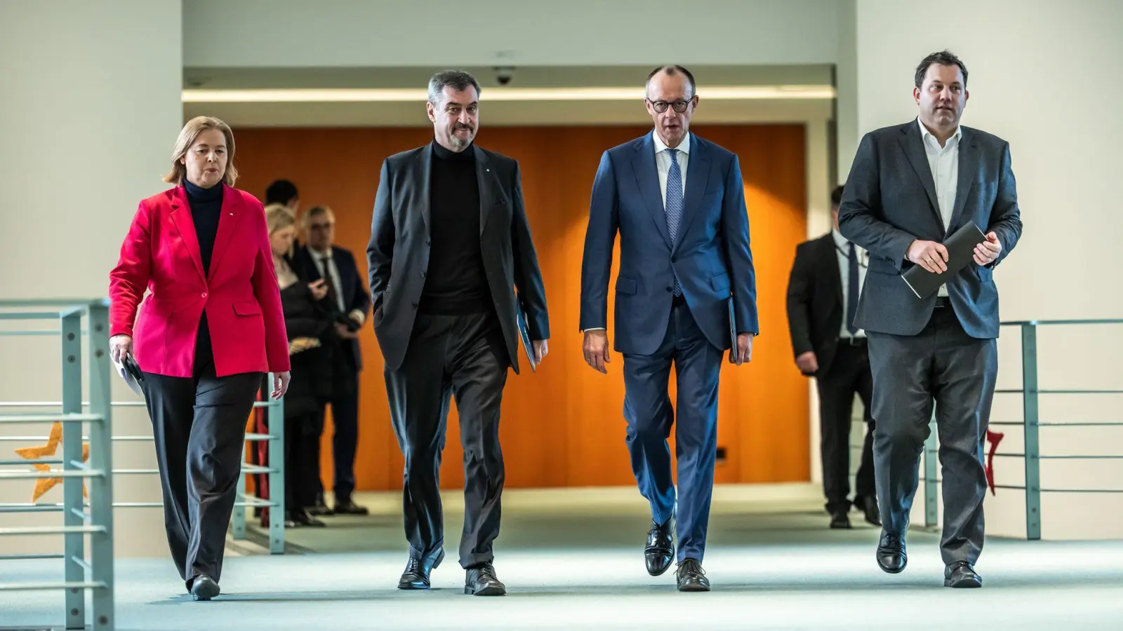 Diese vier Spitzen der Koalition werden in sechs Wochen zur bisher wichtigsten Sitzung des Koalitionsausschusses schreiten. (Archivbild) (Foto: Michael Kappeler/dpa)
