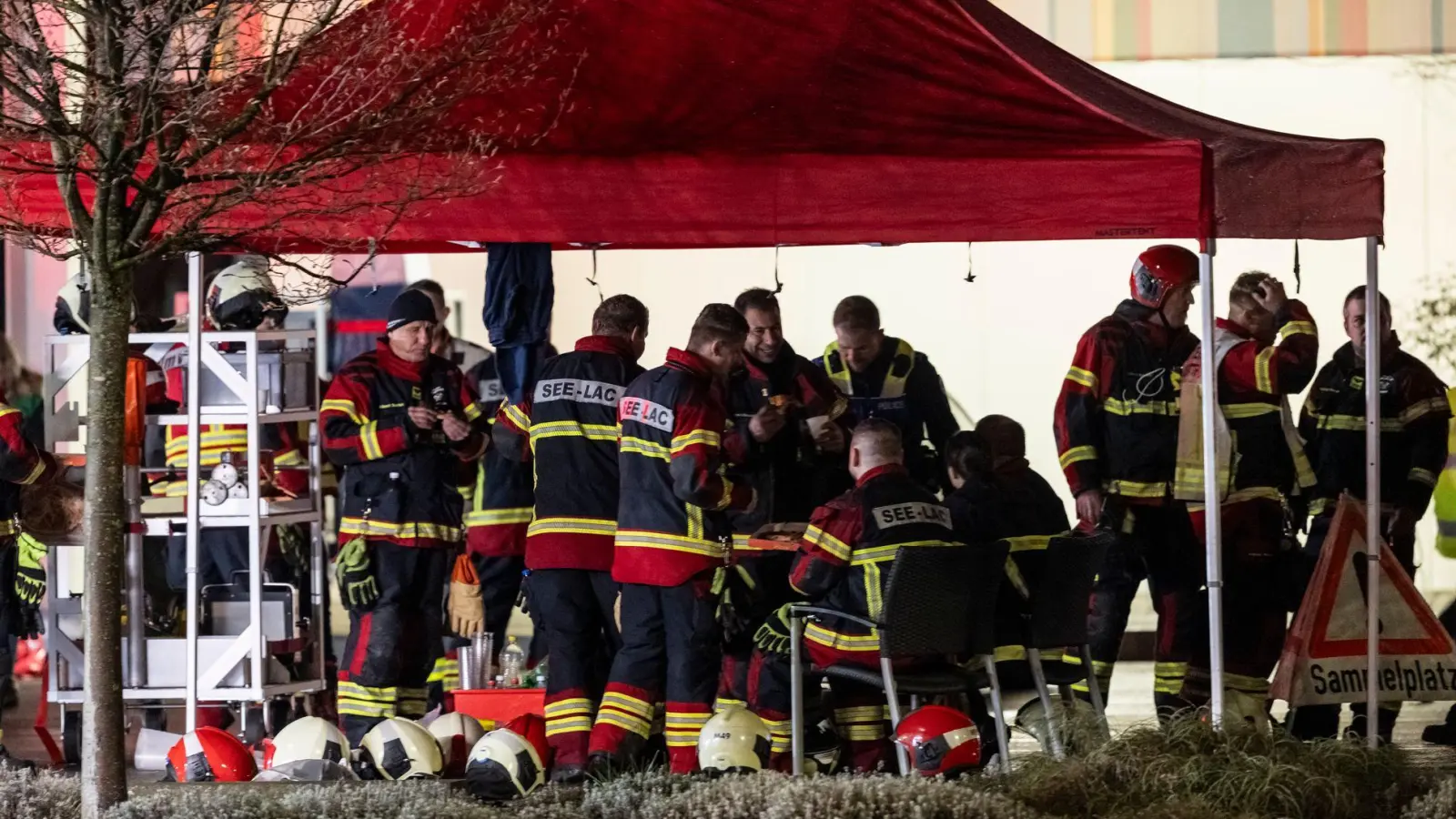 Der Brand wurde womöglich vorsätzlich gelegt, sagt die Polizei (Foto: Alessandro Della Valle/KEYSTONE/dpa)
