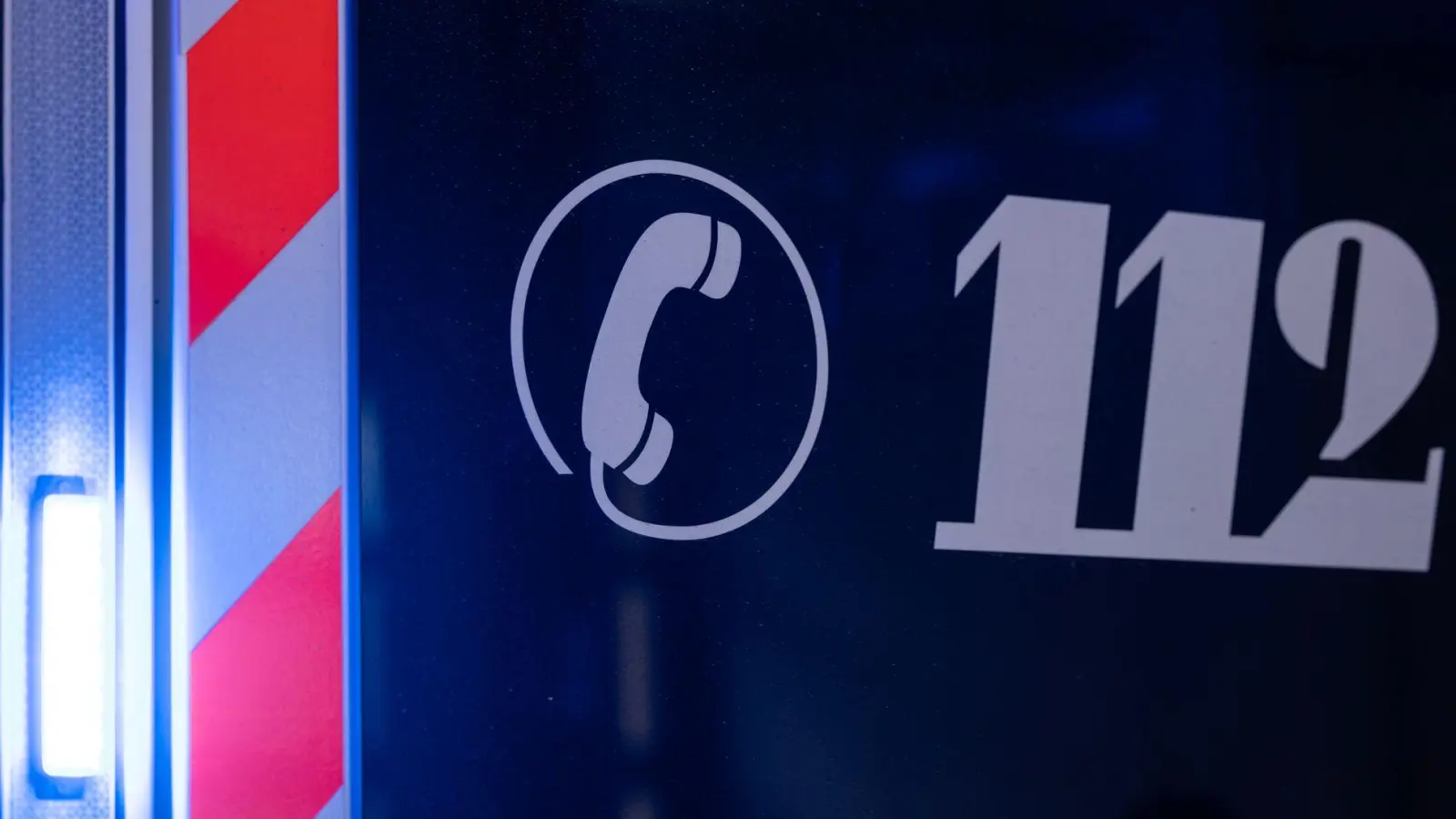 In Garmisch-Partenkirchen soll ein Mann Feuer in einer Kirche gelegt haben. Besucher löschten den Brand und hielten den Tatverdächtigen fest. (Symbolbild) (Foto: Hannes P Albert/dpa)