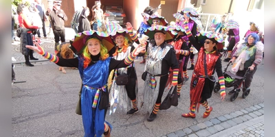 Die Regenbogenfische von der Kolpingsfamilie. (Foto: Peter Zumach)