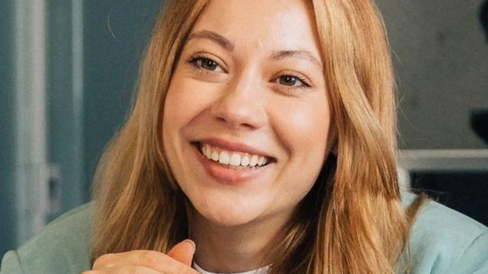 Wer über sein Gehalt verhandeln will, sollte das richtige Timing wählen. (Foto: Zacharie Scheurer/dpa-tmn)