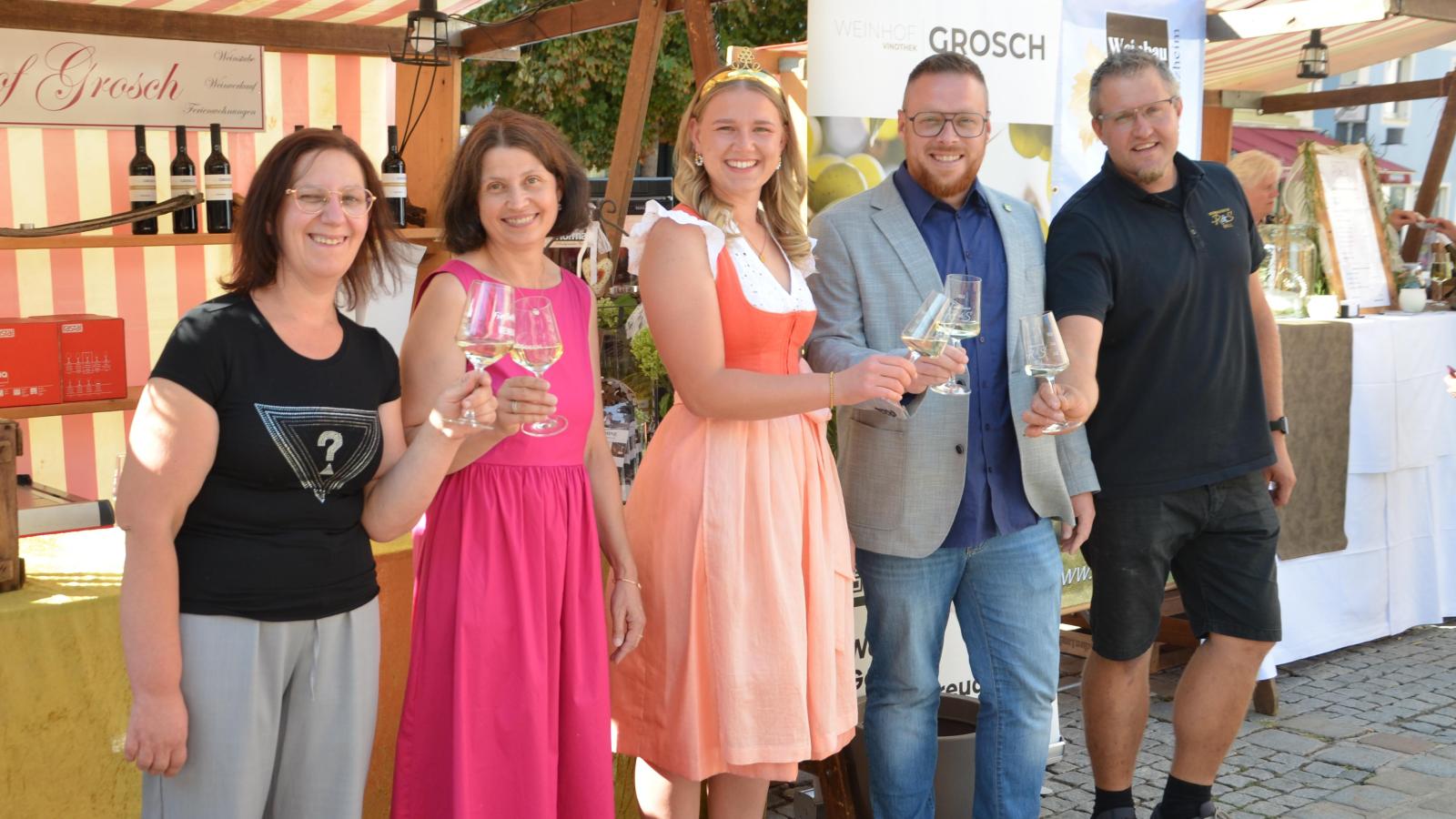 Gute Tropfen in der guten Stube: „WeinMarktPlatz” im Herzen von ...