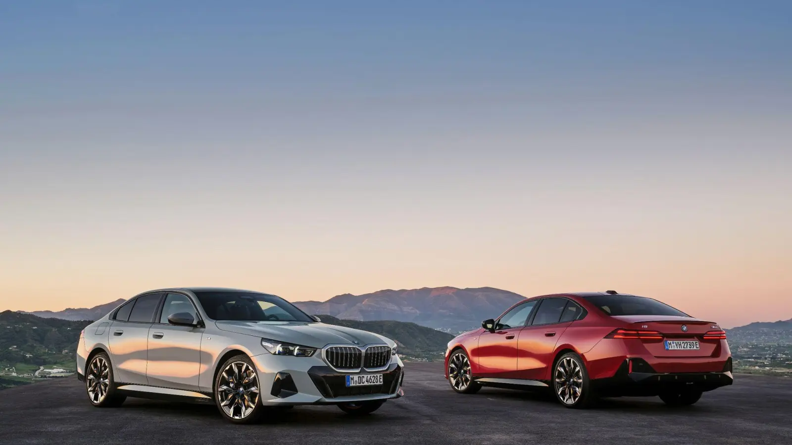 Ab Oktober im Handel: Der neue BMW 5er konkurriert als klassische Limousine der oberen Mittelklasse mit Autos wie Audi A6 oder Mercedes E-Klasse. (Foto: Daniel Kraus/BMW AG/dpa-tmn)