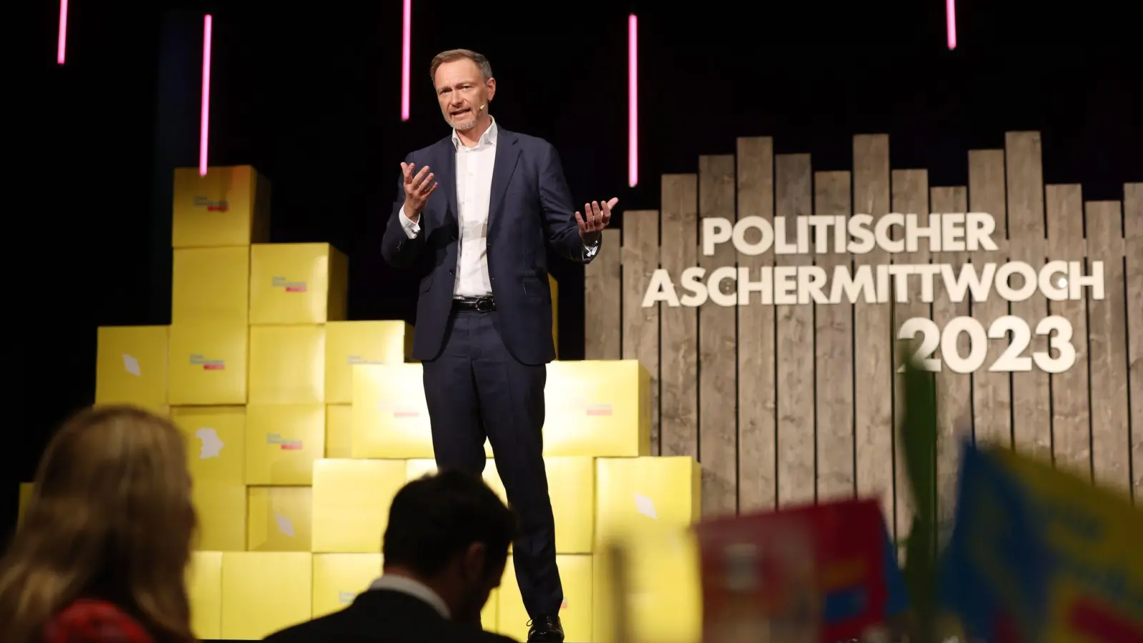Der FDP-Vorsitzende und Bundesfinanzminister Christian Lindner spricht beim Politischen Aschermittwoch der FDP. (Foto: Karl-Josef Hildenbrand/dpa)