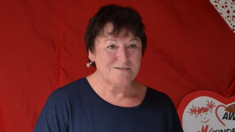 Rita Baßler bedankte sich im Rahmen der Feier für die Wertschätzung und das Vertrauen von Eltern sowie den Kolleginnen und Kollegen.  (Foto: Steffi Gundermann)