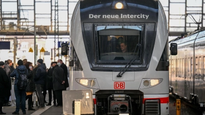 Chemnitz wird wieder ans Fernverkehrsnetz angeschlossen.) (Foto: Hendrik Schmidt/dpa-Zentralbild/dpa)