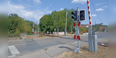 Absoluter Stillstand herrschte am Montag noch an der durch eine Zugentgleisung beschädigten Weiche in Bad Windsheim. (Foto: Alexander Rausch)