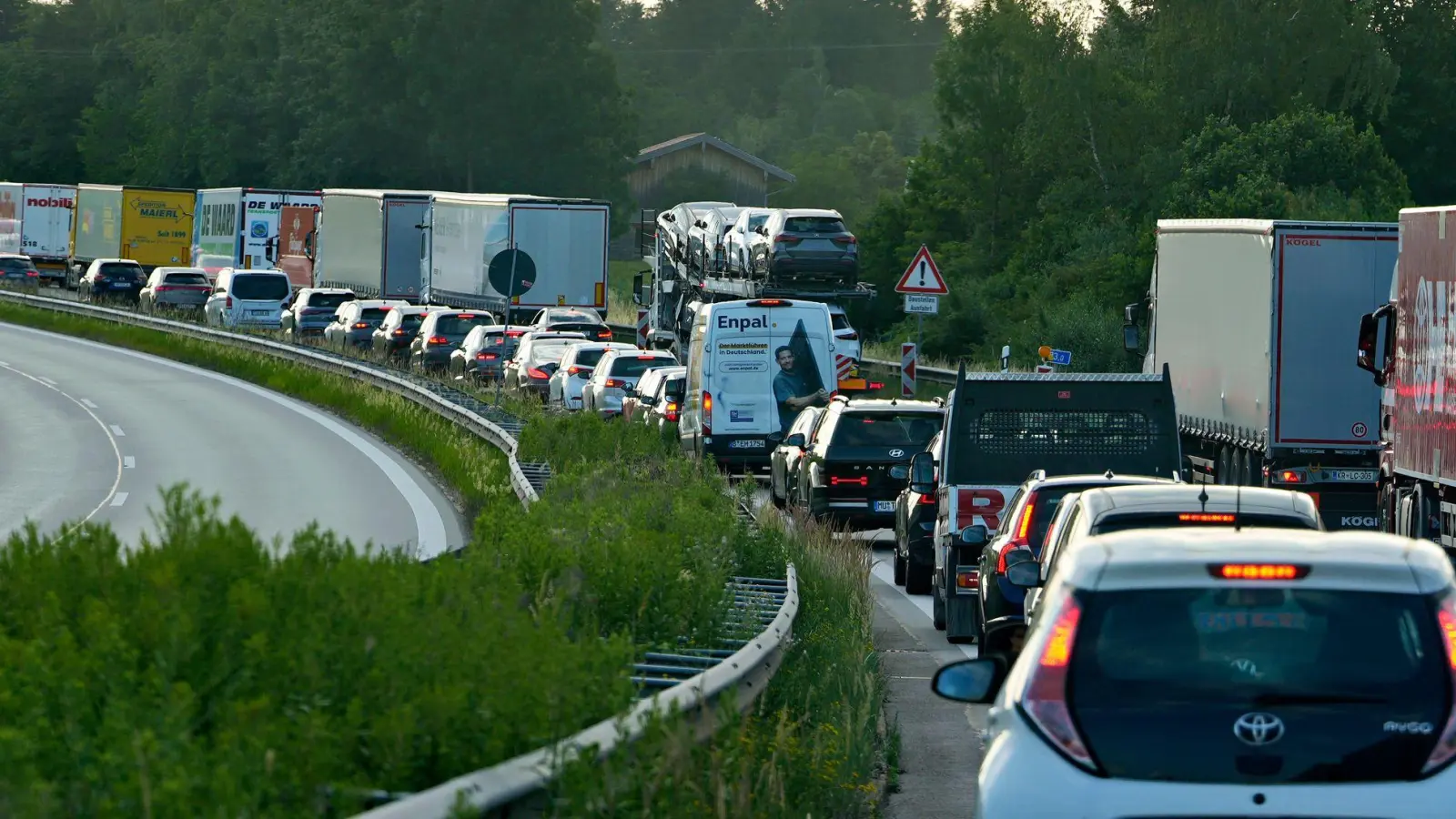 Mit Bayern und Baden-Württemberg sind die zwei letzten Bundesländer in die Ferien gestartet. (Archivbild) (Foto: Uwe Lein/dpa)