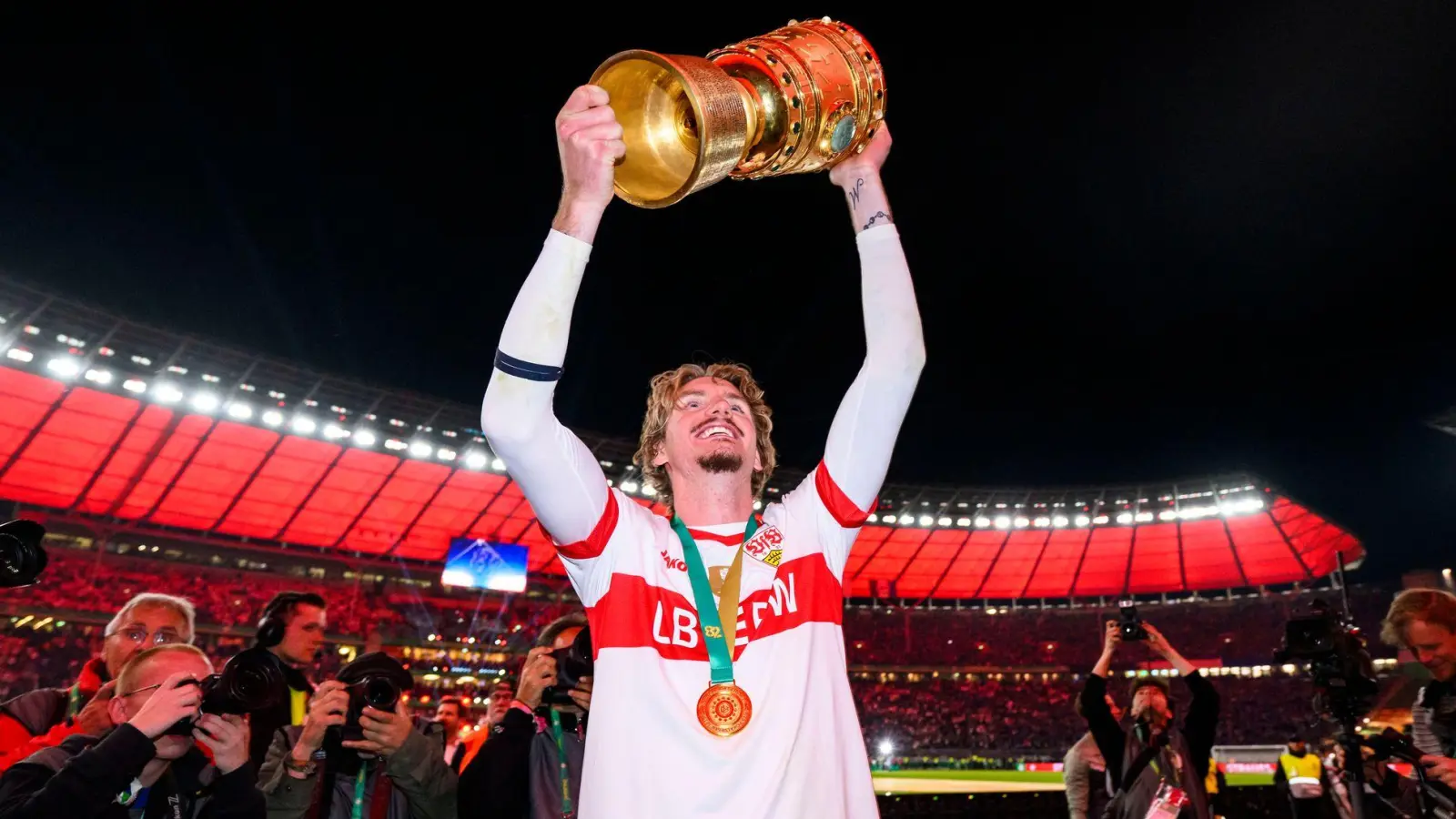 Nick Woltemade hat sich zum Leistungsträger in Stuttgart entwickelt. (Foto: Tom Weller/dpa)