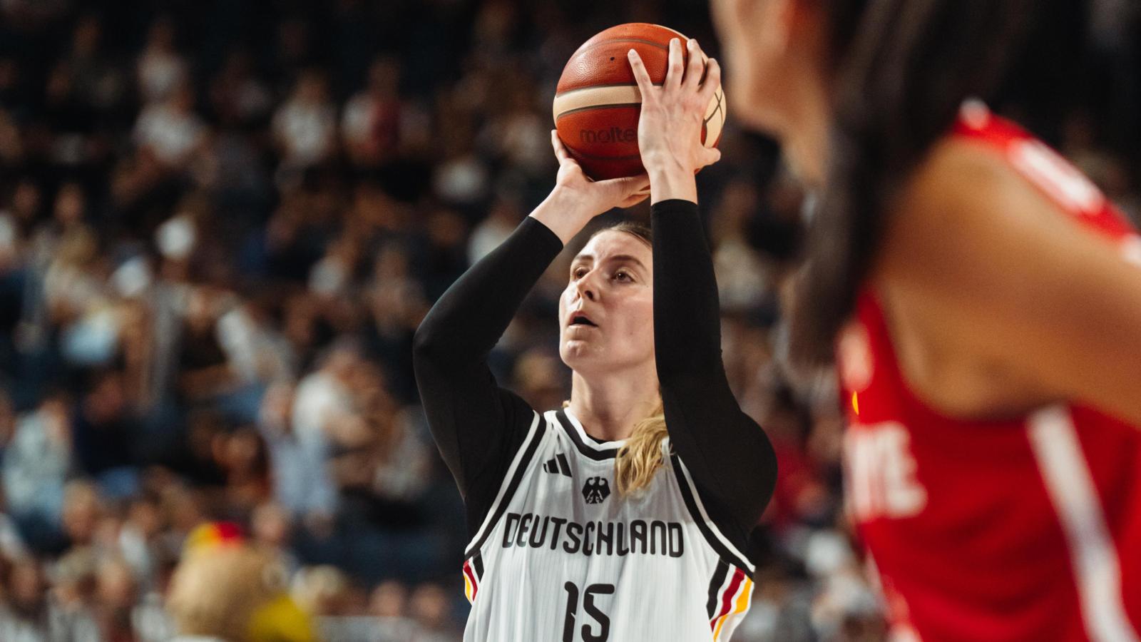 MVP aus Burgoberbach: Luisa Geiselsöder führt Deutschland zu 83:58-Sieg über Mali