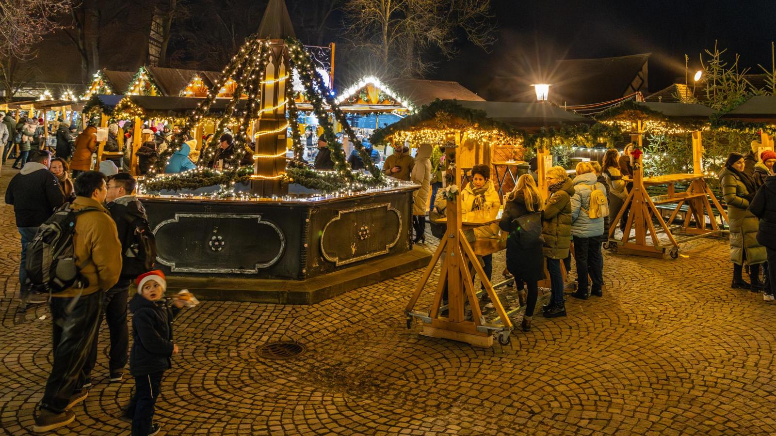  Foto zu Besuchermagnet und Umsatzbringer: Bilanz zum Weihnachtsmarkt in 
