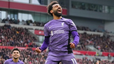 Traf zum zwischenzeitlichen 3:0 bei Brentford: Liverpools Mohamed Salah. (Foto: Kirsty Wigglesworth/AP/dpa)