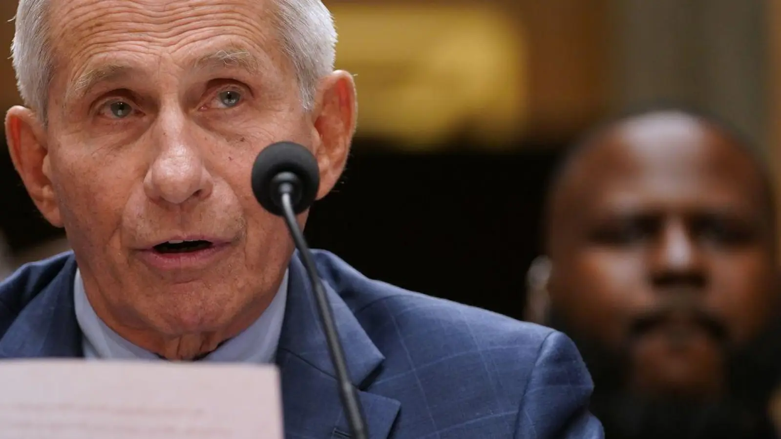 Der US-Immunologe Fauci hat von seinem Schweigerecht Gebrauch gemacht. (Foto: Allison Robbert/AP/dpa)