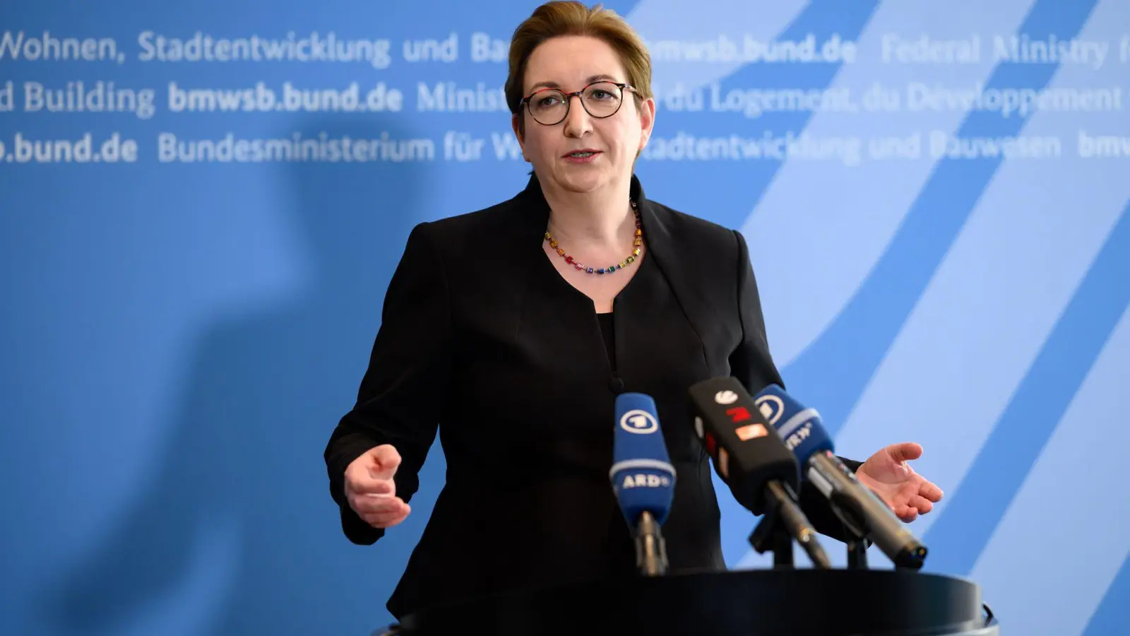 „Keine Daten müssen neu erhoben werden“: Bundesbauministerin Klara Geywitz. (Foto: Bernd von Jutrczenka/dpa)