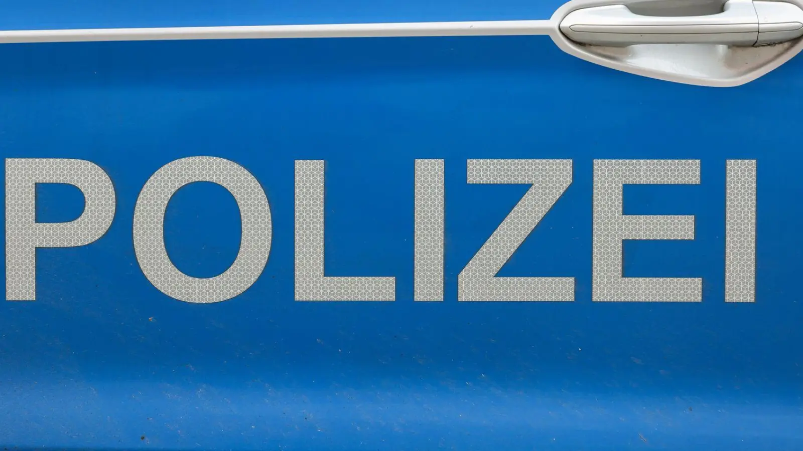 Der 94-jährige Mann übergab als angebliche Kaution seine Münzsammlung im Wert von mehr als Hunderttausend Euro. (Symbolbild) (Foto: Jan Woitas/dpa)