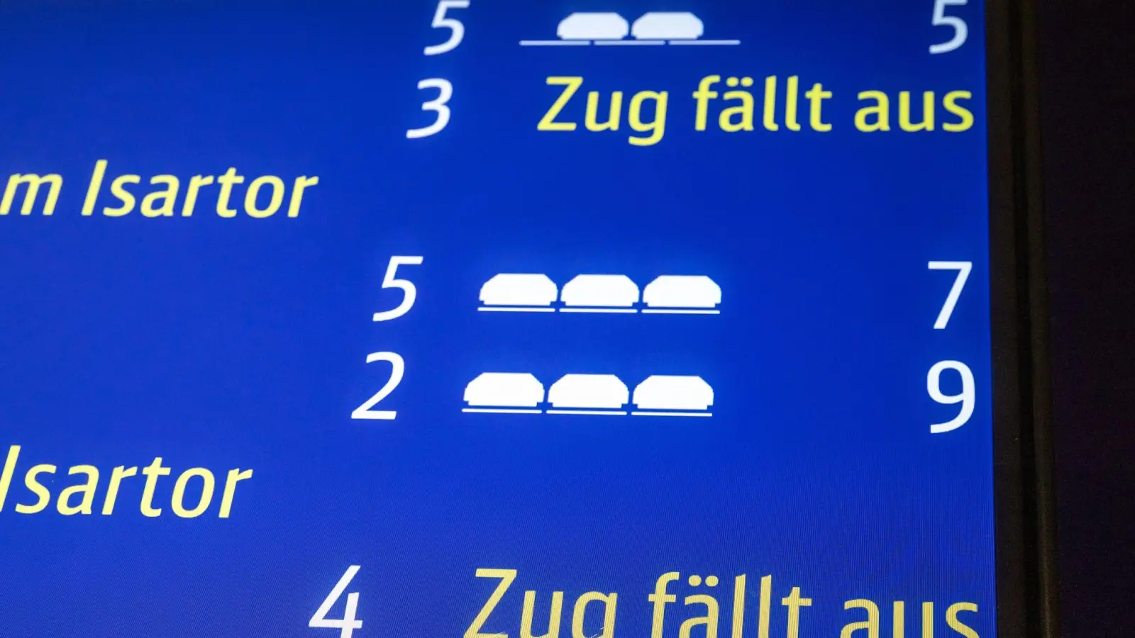 In den Pfingstferien modernisiert die Bahn ihre Stellwerkstechnik am Ostbahnhof. (Archivfoto) (Foto: Peter Kneffel/dpa)