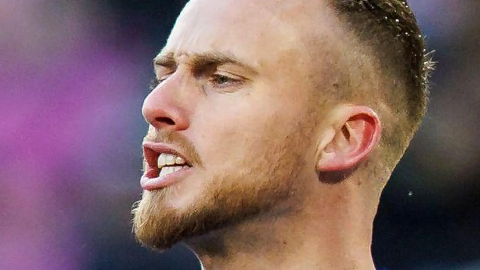 Steht vor einem Wechsel nach Leverkusen: Ex-Freiburg-Keeper Mark Flekken (Foto: Tom Weller/dpa)