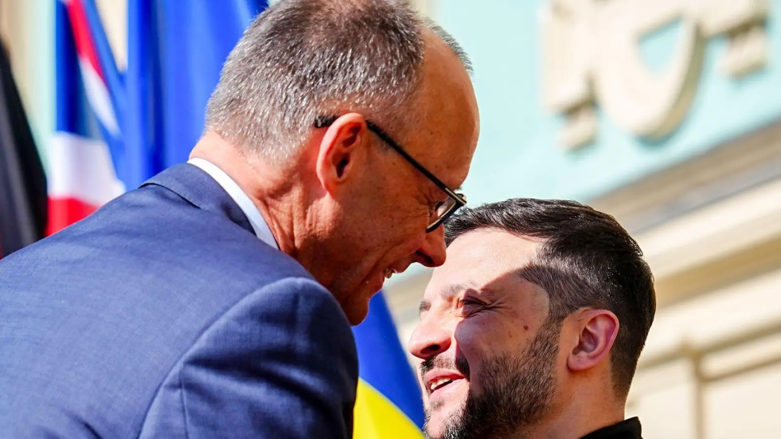 Merz' vorsichtiger Optimismus nach dem jüngsten Treffen mit Selenskyj ist düsteren Prognosen gewichen. (Archivbild) (Foto: Kay Nietfeld/dpa)