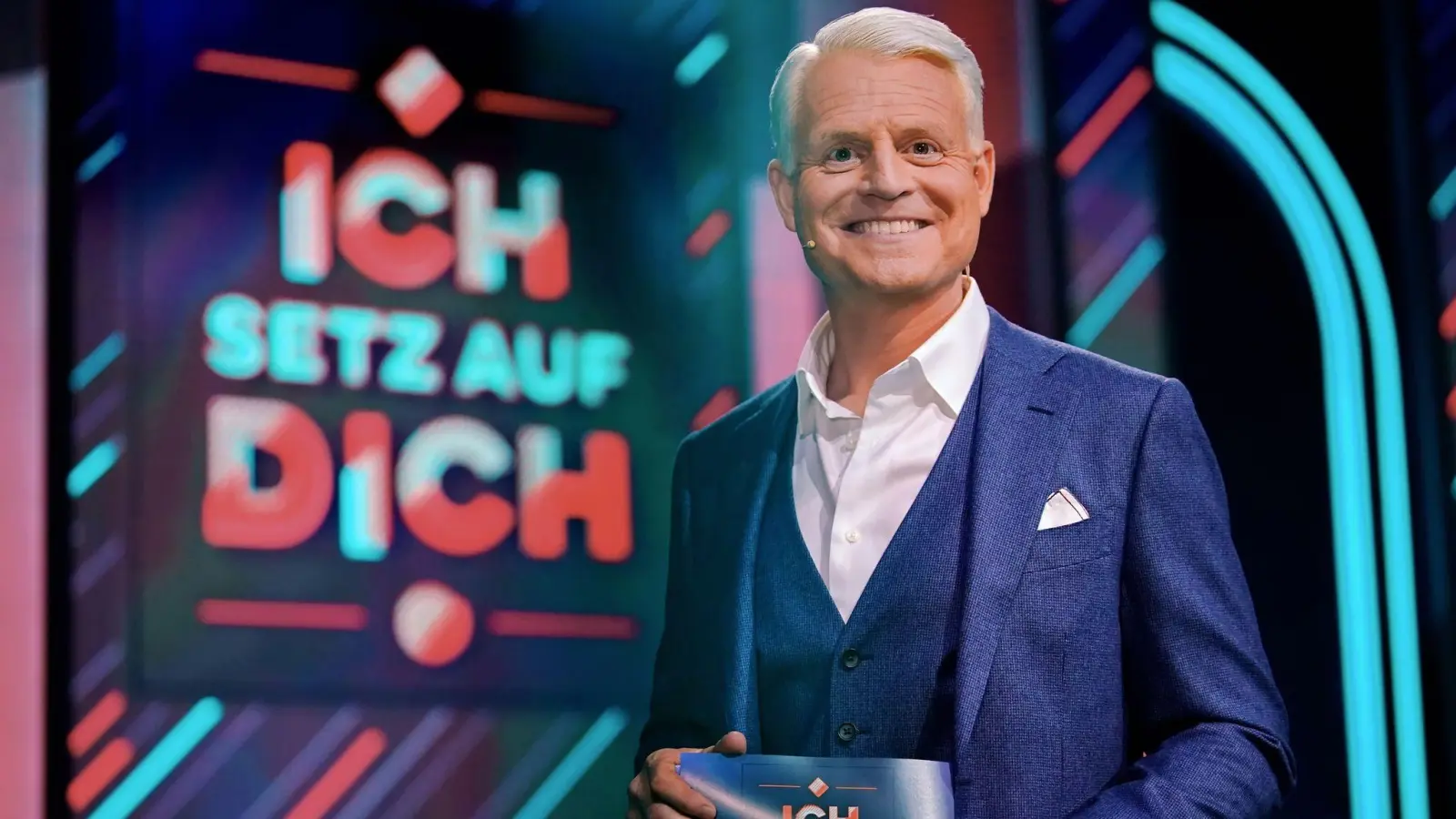 Guido Cantz feiert mit „Ich setz auf dich“ Premiere. (Foto: Stefan Gregorowius/RTL/dpa)