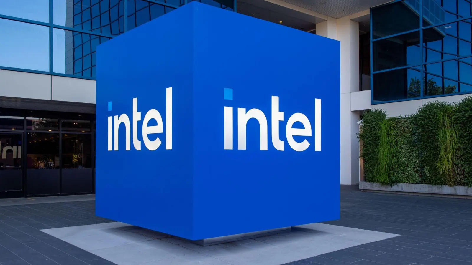 Donald Trump findet, dass der US-Regierung Aktien für ihre Subventionen an Intel zustehen. (Archivbild) (Foto: Andrej Sokolow/dpa)