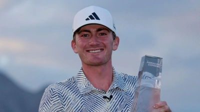 Er ist gerade einmal 20 Jahre alt, studiert an der University of Alabama und hat ein Turnier auf der PGA-Tour gewonnen: Nick Dunlap. (Foto: Ryan Sun/AP)