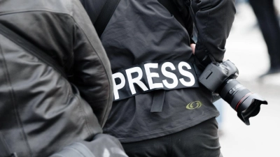Reporter ohne Grenzen (RSF) hat nach eigenen Angaben im vergangenen Jahr insgesamt 55 Angriffe auf Medienschaffende und Redaktionen dokumentiert und verifiziert. (Archivbild) (Foto: Markus Scholz/dpa)