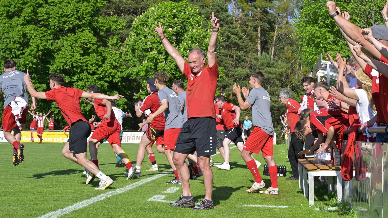 Jubel beim SV Arberg nach dem Aufstieg