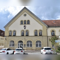 Einige Fassadenarbeiten stehen für den Gebäudekomplex der Scheinfelder Rathäuser an. Hauptsächlich betrifft dies den Anbau auf der Rückseite an, kleinere Arbeiten sind aber auch am alten (Foto) und am neuen Rathaus vorgesehen. (Archivbild: Andreas Reum)