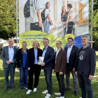 Ziehen an einem Strang für die Chancen der Jugend (von links): Thomas Merkel, Sabine Beyer, Gabriela Gottwald, Herbert Lindörfer, Hedwig Schlund, Wolfgang Langer und Karl-Heinz Bürger. (Foto: Florian Pöhlmann)