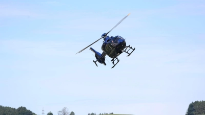 Aus der Luft messen Experten die Radioaktivität am Boden. Nun wird für den Ernstfall in Schwaben geprobt. (Foto: Karl-Josef Hildenbrand/dpa)