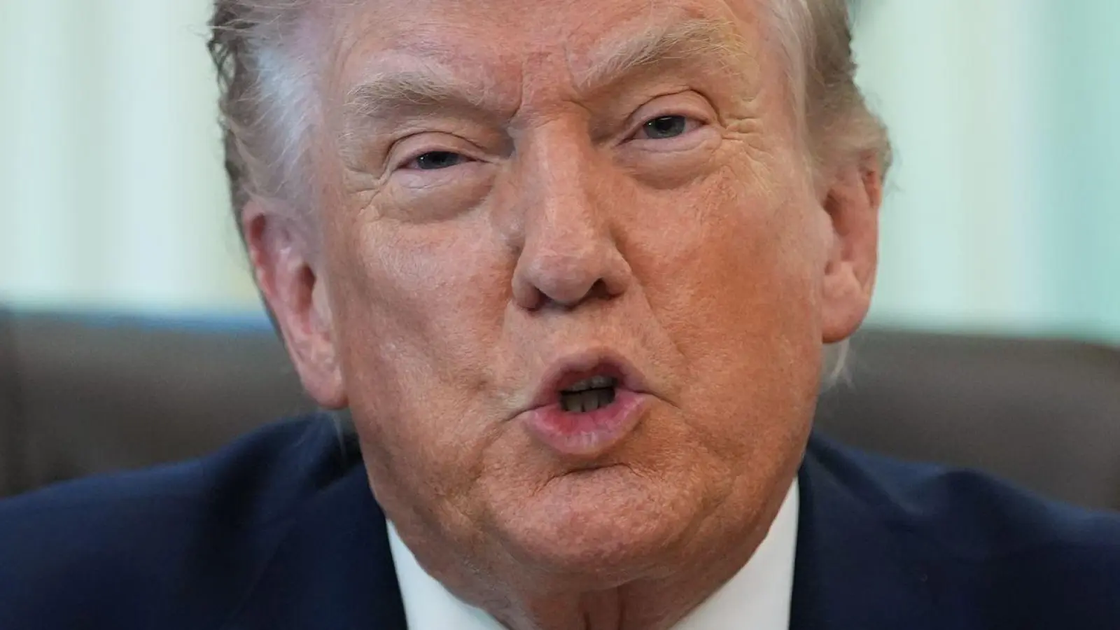 Der US-Präsident hat mit den „Artemis 2“-Astronauten gesprochen. (Archivbild) (Foto: Alex Brandon/AP/dpa)