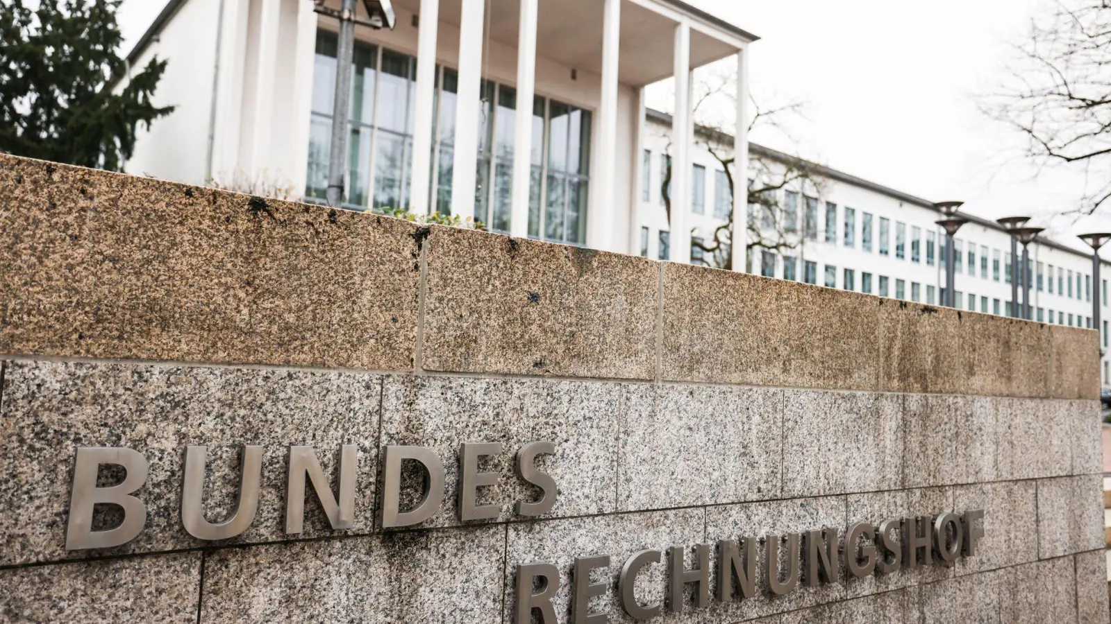 Die Haushaltsprüfer fordern „mehr Truppe“ für den militärischen Kernauftrag. (Archivbild) (Foto: Oliver Berg/dpa)